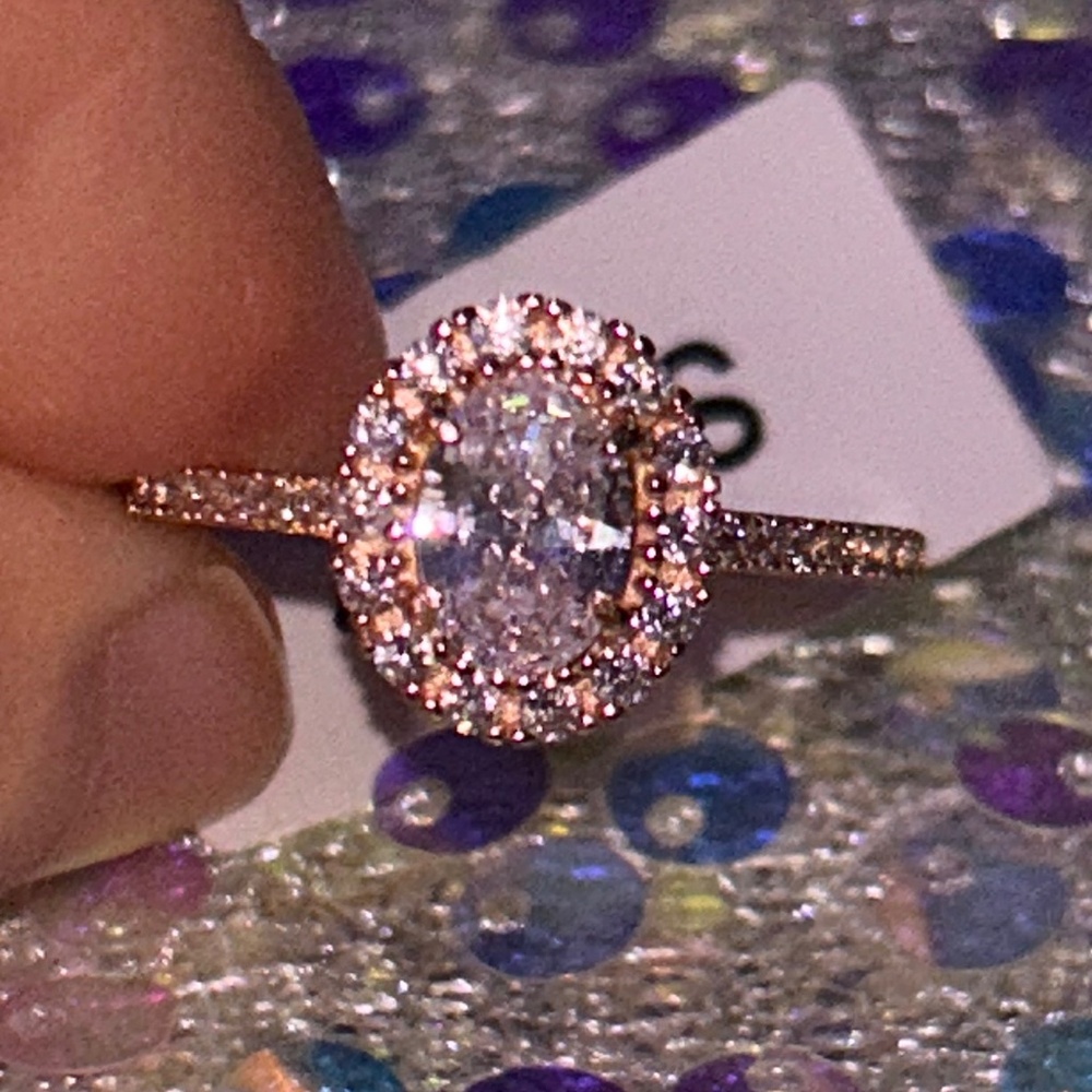 Charmed Aroma Ring 💍 (Size 7)